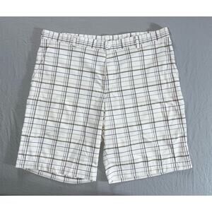 Nike Golf 388782 Flat Front Performance Chino Shorts. White Plaid, Men's 40. EUC
